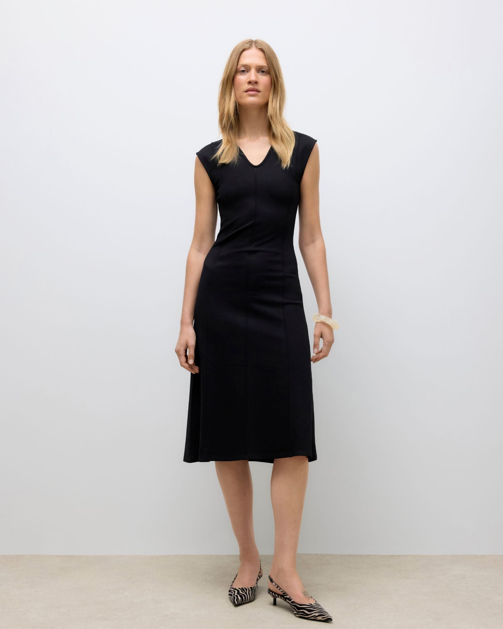 AWTIMIAN FITTED MIDI DRESS